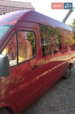 Грузовой фургон Mercedes-Benz Sprinter 1998 в 