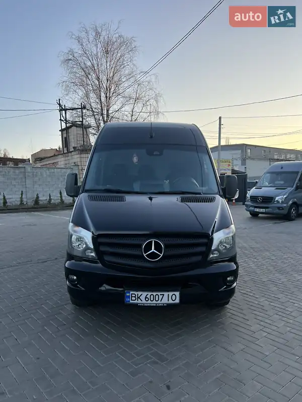 Грузовой фургон Mercedes-Benz Sprinter 2018 в 