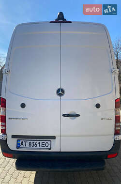 Грузовой фургон Mercedes-Benz Sprinter 2017 в 