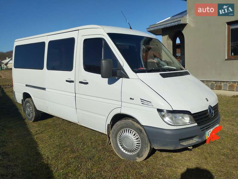 Микроавтобус Mercedes-Benz Sprinter 2001 в 