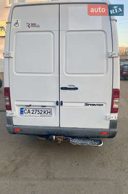 Грузопассажирский фургон Mercedes-Benz Sprinter 2004 в 