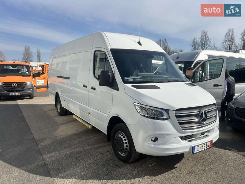 Грузовой фургон Mercedes-Benz Sprinter 2020 в Ужгороде