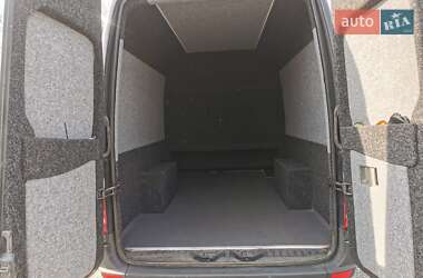Грузопассажирский фургон Mercedes-Benz Sprinter 2010 в 
