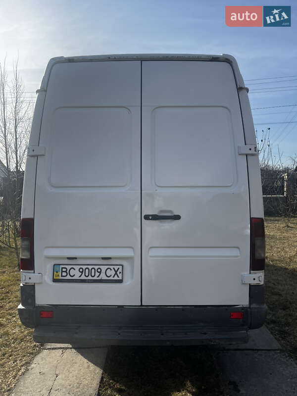 Грузопассажирский фургон Mercedes-Benz Sprinter 2004 в Львове