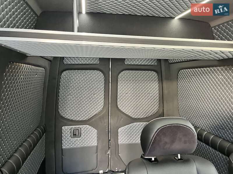 Микроавтобус Mercedes-Benz Sprinter 2018 в Киеве