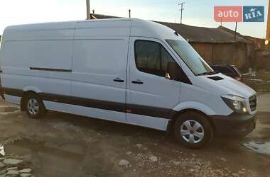 Вантажний фургон Mercedes-Benz Sprinter 2017 в Рівному