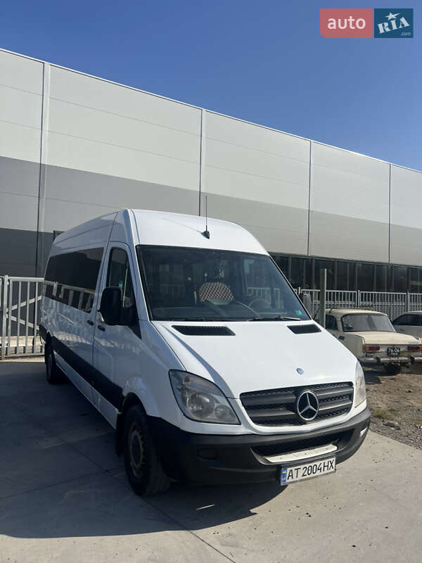 Микроавтобус Mercedes-Benz Sprinter 2010 в Долине