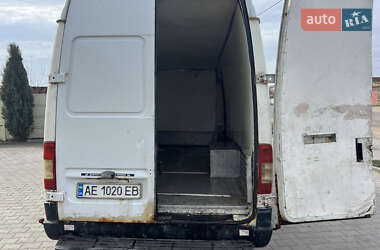 Вантажний фургон Mercedes-Benz Sprinter 2005 в 