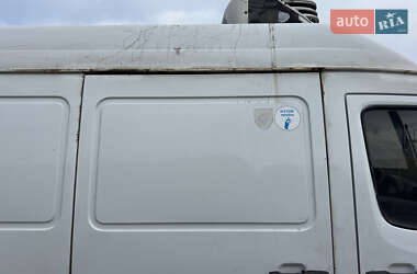 Вантажний фургон Mercedes-Benz Sprinter 2005 в 