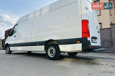 Грузовой фургон Mercedes-Benz Sprinter 2018 в 