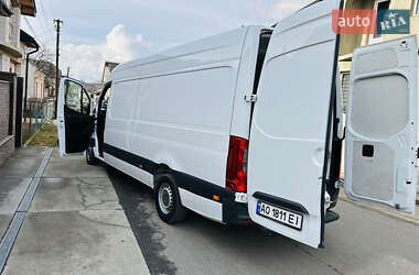 Грузовой фургон Mercedes-Benz Sprinter 2018 в 