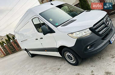 Грузовой фургон Mercedes-Benz Sprinter 2018 в 