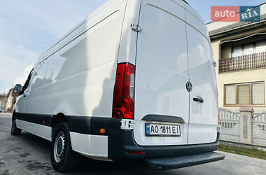 Грузовой фургон Mercedes-Benz Sprinter 2018 в 
