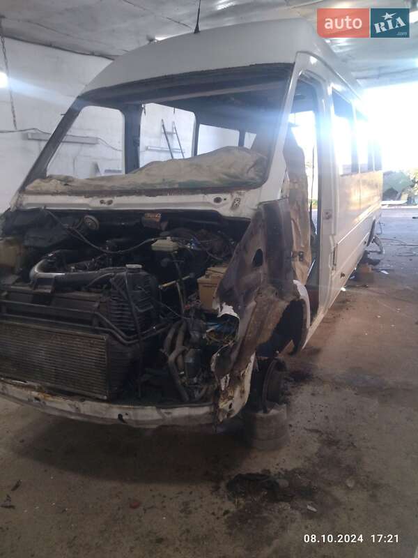 Туристический / Междугородний автобус Mercedes-Benz Sprinter 1997 в Шептицькому