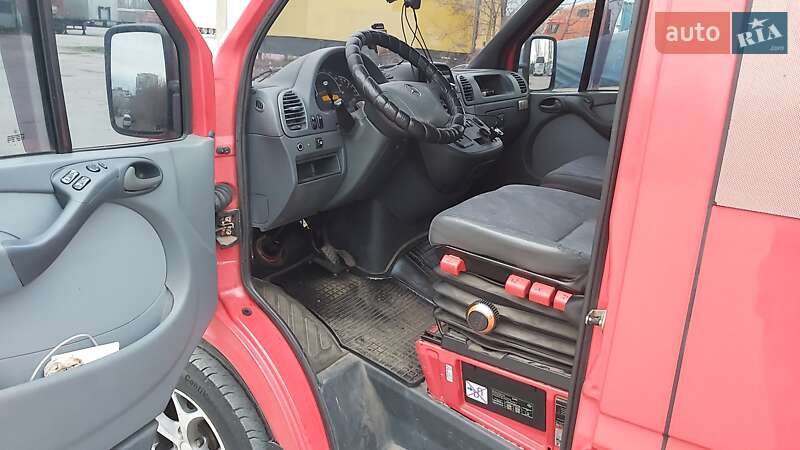 Туристический / Междугородний автобус Mercedes-Benz Sprinter 2004 в Николаеве