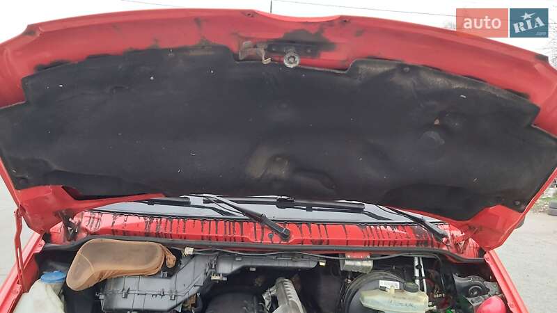 Туристический / Междугородний автобус Mercedes-Benz Sprinter 2004 в Николаеве