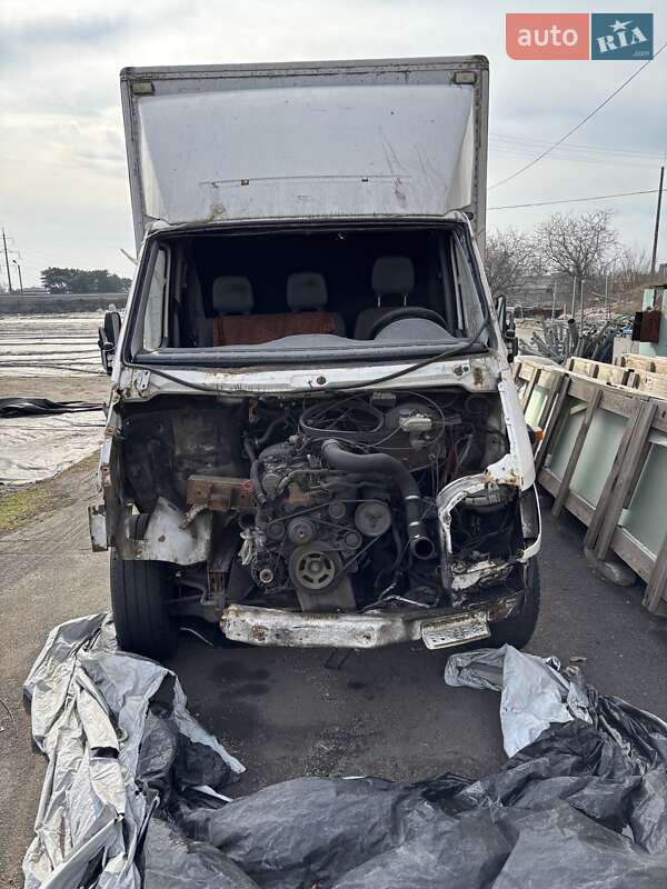 Грузовой фургон Mercedes-Benz Sprinter 2000 в Кременчуге