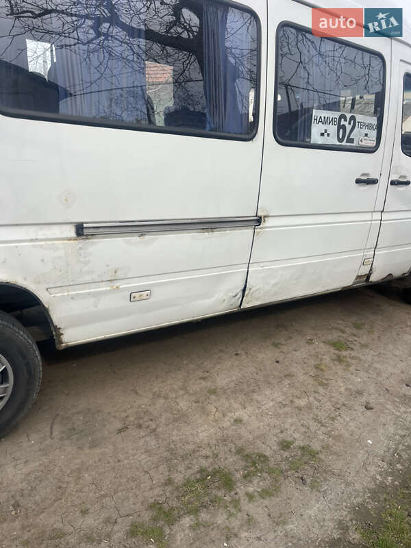 Городской автобус Mercedes-Benz Sprinter 2001 в Николаеве