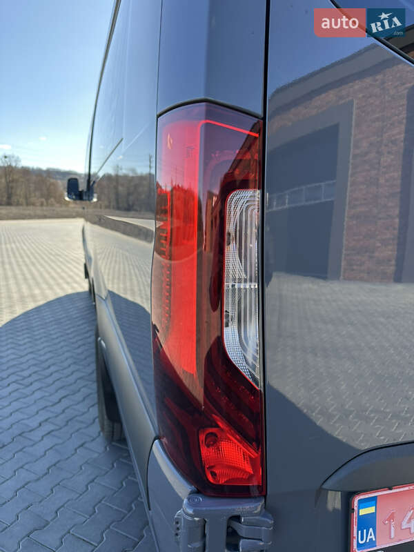Грузовой фургон Mercedes-Benz Sprinter 2020 в Черновцах