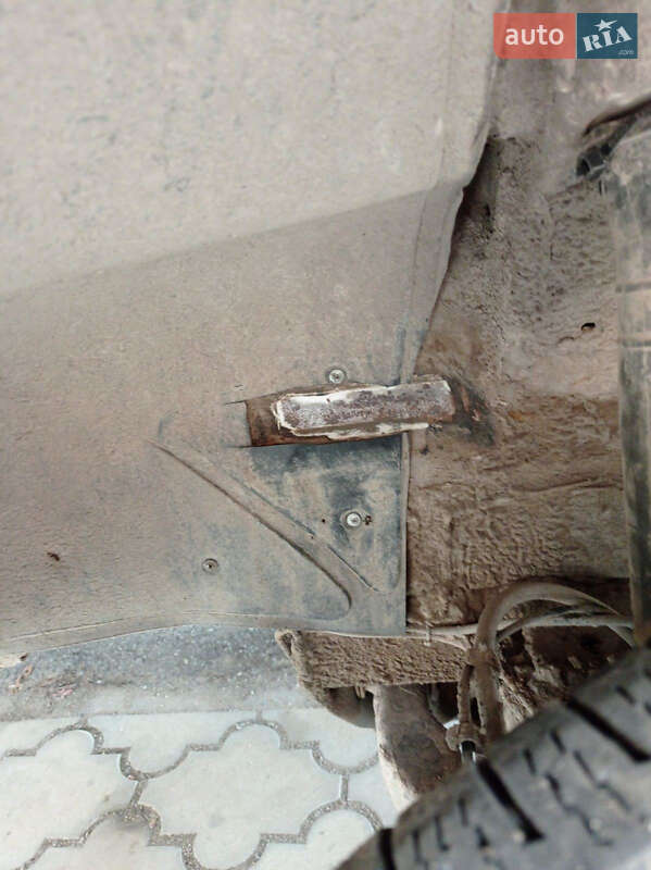 Грузовой фургон Mercedes-Benz Sprinter 2003 в Виннице