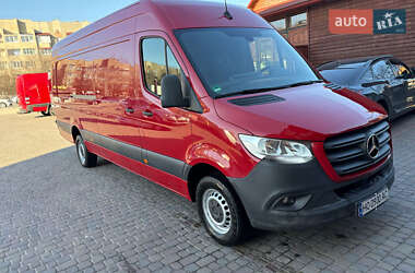 Грузовой фургон Mercedes-Benz Sprinter 2019 в 