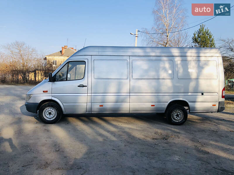 Грузовой фургон Mercedes-Benz Sprinter 2005 в Дрогобыче