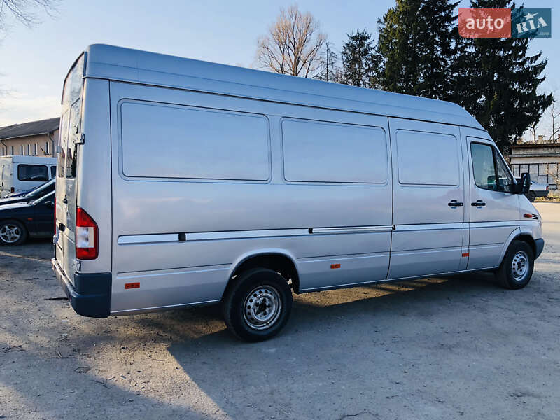 Грузовой фургон Mercedes-Benz Sprinter 2005 в Дрогобыче
