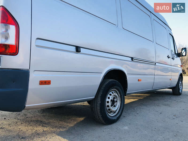 Грузовой фургон Mercedes-Benz Sprinter 2005 в Дрогобыче