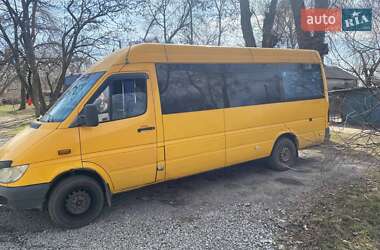 Міський автобус Mercedes-Benz Sprinter 2003 в 