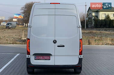 Вантажний фургон Mercedes-Benz Sprinter 2019 в 