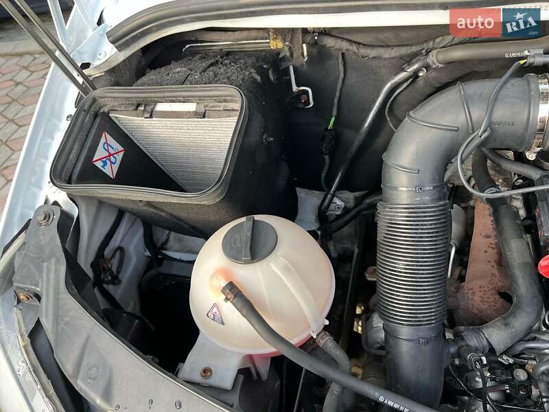 Тентованый Mercedes-Benz Sprinter 2011 в Косове