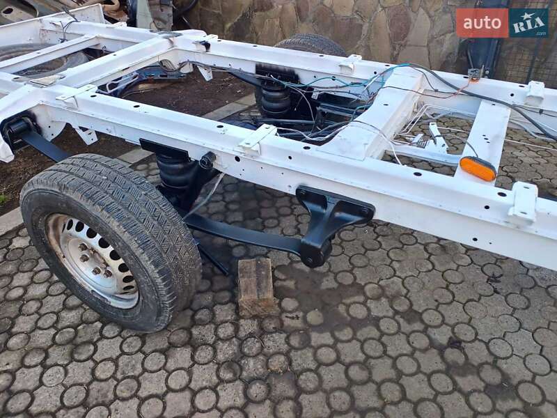 Тентованый Mercedes-Benz Sprinter 2011 в Косове