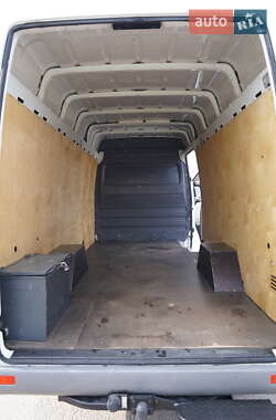 Грузовой фургон Mercedes-Benz Sprinter 2006 в 