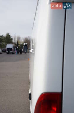Грузовой фургон Mercedes-Benz Sprinter 2006 в 