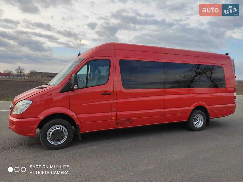 Mercedes-Benz Sprinter 2012