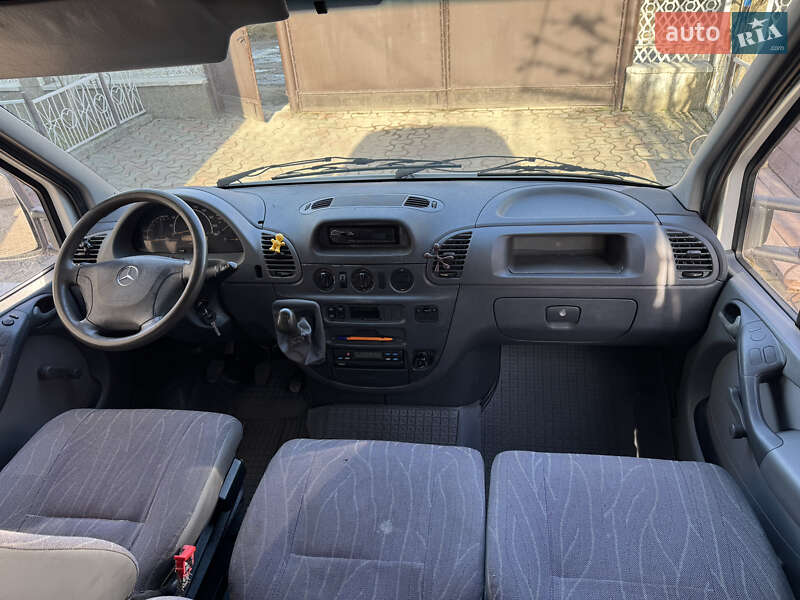 Мікроавтобус Mercedes-Benz Sprinter 2001 в Хусті