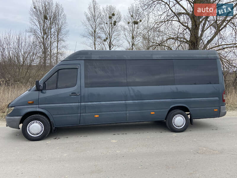 Вантажний фургон Mercedes-Benz Sprinter 2005 в Львові