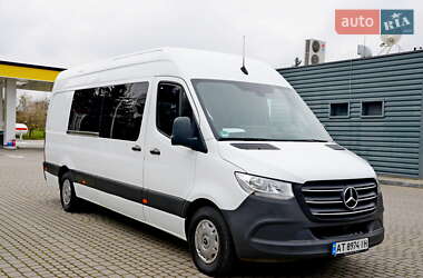 Грузопассажирский фургон Mercedes-Benz Sprinter 2020 в 