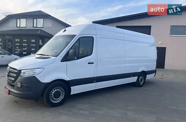 Грузовой фургон Mercedes-Benz Sprinter 2018 в 