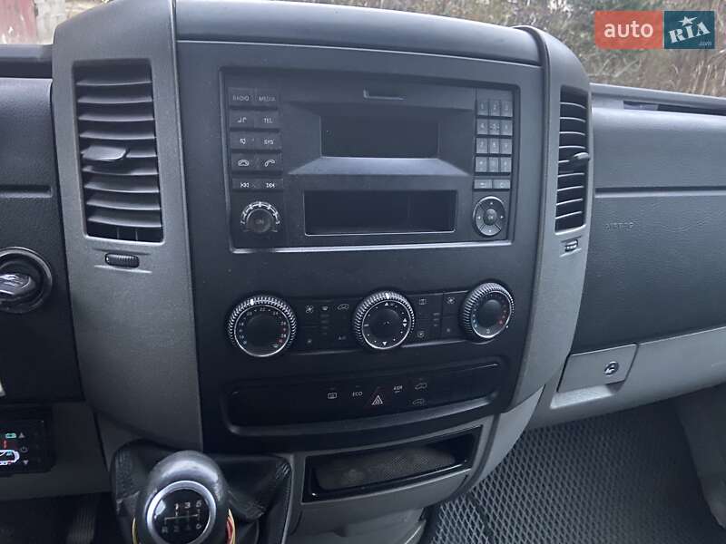 Микроавтобус Mercedes-Benz Sprinter 2014 в Новояворовске фото 17 Микроавтобус Mercedes-Benz Sprinter 2014 в Новояворовске