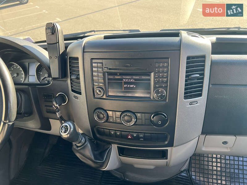 Микроавтобус Mercedes-Benz Sprinter 2013 в Коростене