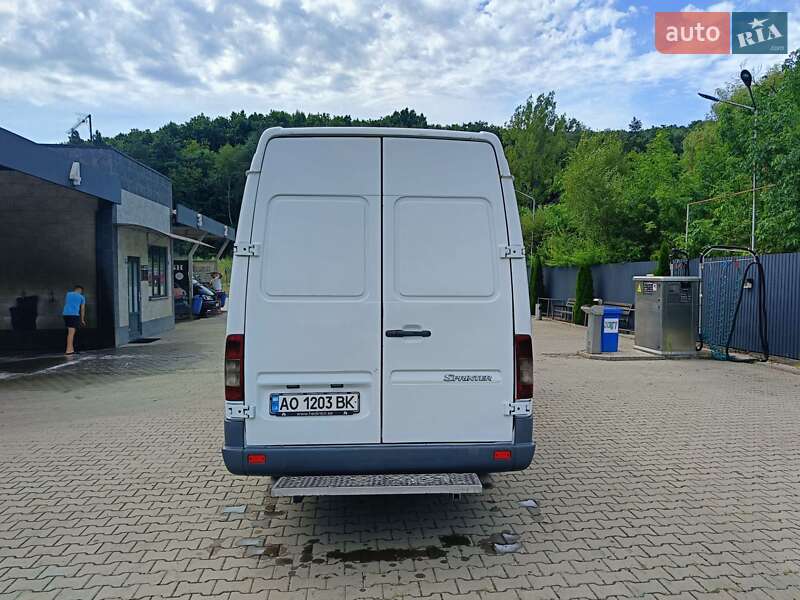 Грузовой фургон Mercedes-Benz Sprinter 2006 в Иршаве фото 7 Грузовой фургон Mercedes-Benz Sprinter 2006 в Иршаве