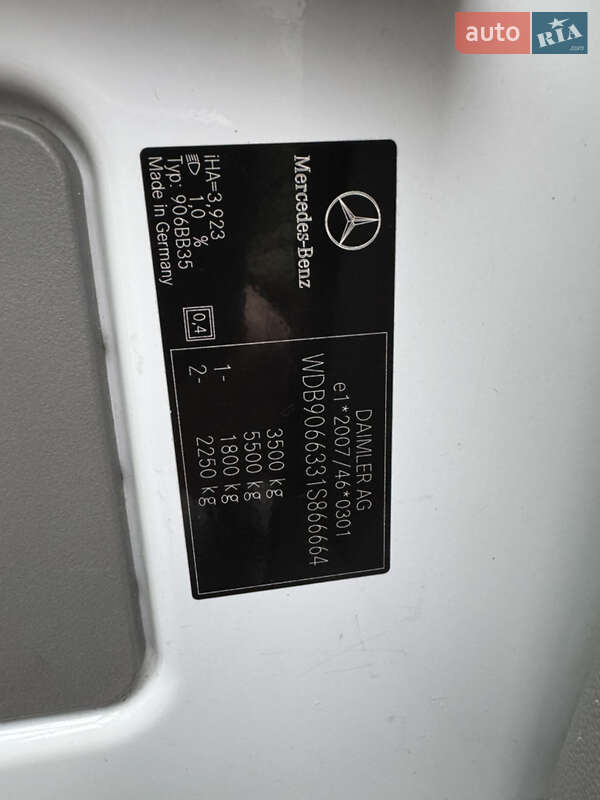 Вантажопасажирський фургон Mercedes-Benz Sprinter 2013 в 