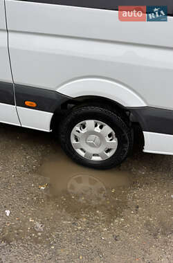 Вантажопасажирський фургон Mercedes-Benz Sprinter 2013 в 