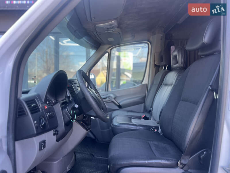 Туристический / Междугородний автобус Mercedes-Benz Sprinter 2014 в Черновцах