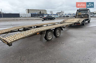 Эвакуатор Mercedes-Benz Sprinter 2002 в 