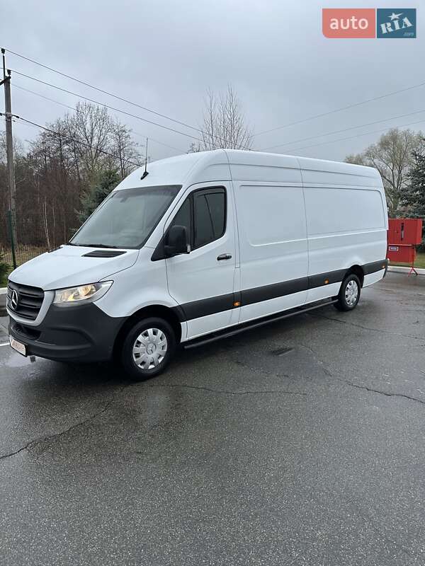 Mercedes-Benz Sprinter 2021