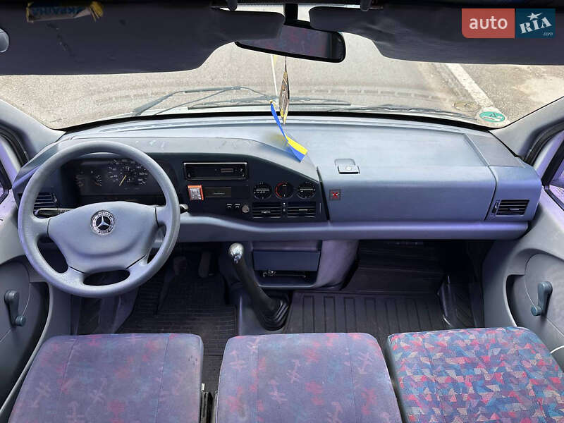 Туристичний / Міжміський автобус Mercedes-Benz Sprinter 2000 в Дніпрі