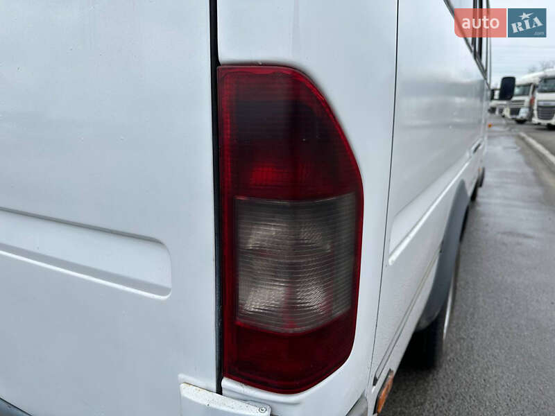 Туристичний / Міжміський автобус Mercedes-Benz Sprinter 2000 в Дніпрі