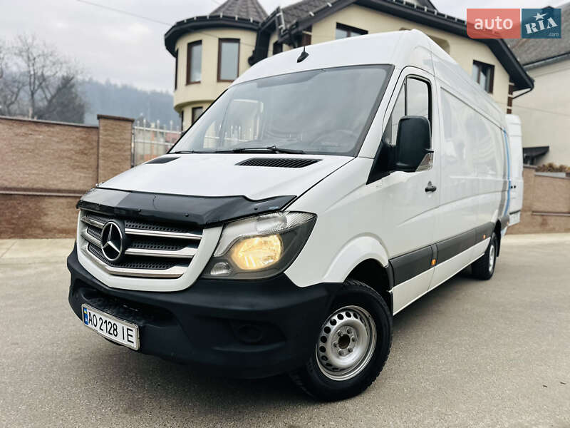 Грузовой фургон Mercedes-Benz Sprinter 2017 в Тячеве